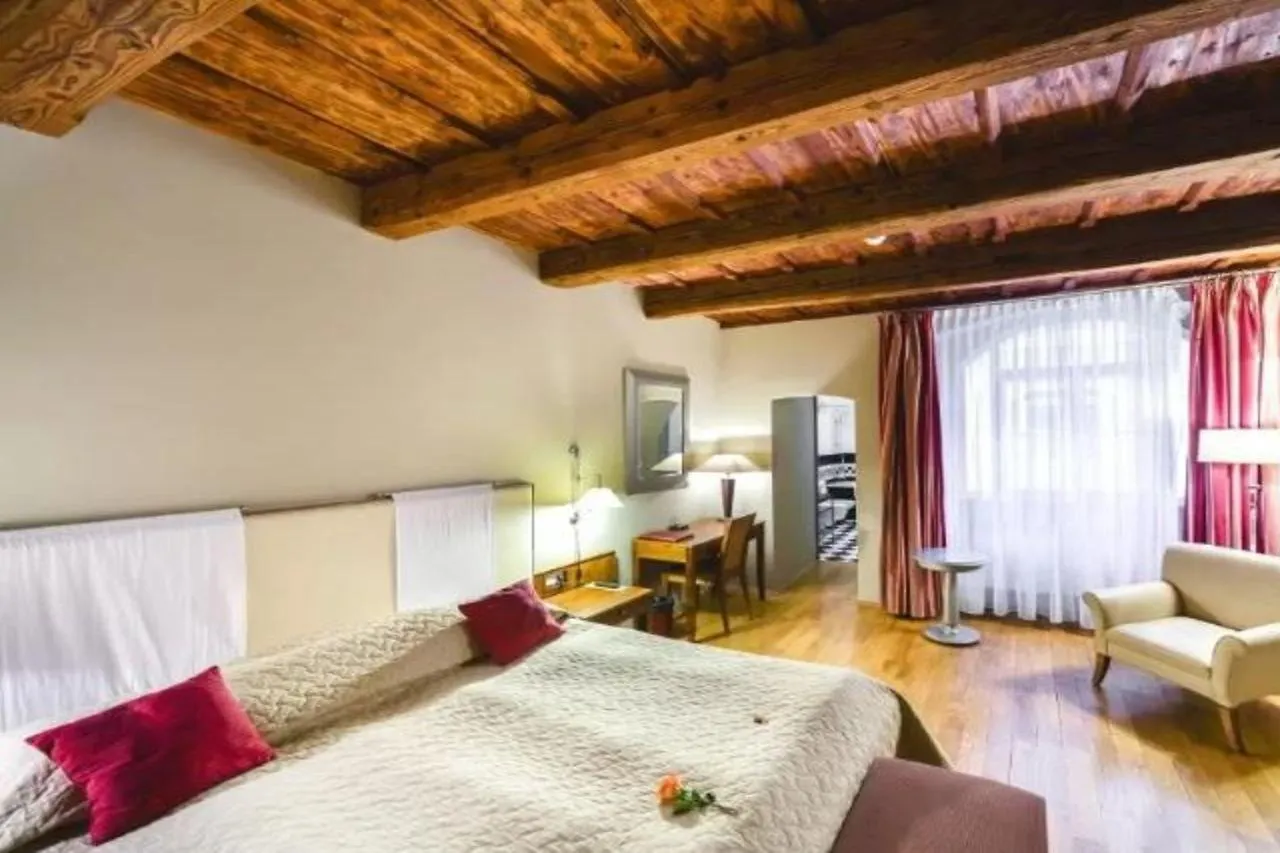 The Golden Wheel Hotel Praga Repubblica Ceca