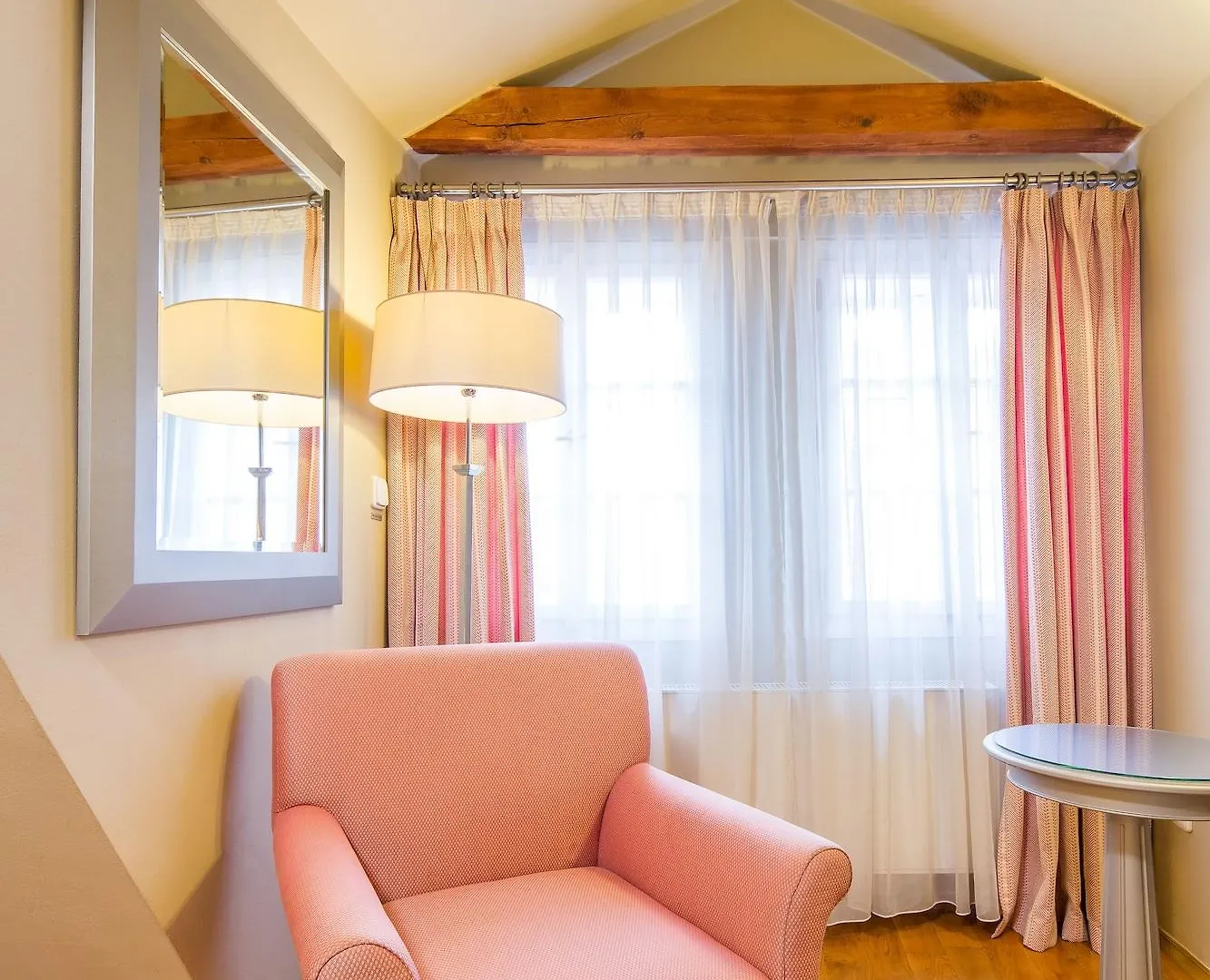 The Golden Wheel Hotel Praag Tsjechië