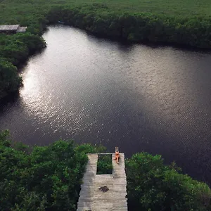 *** Hotel Nativus Glamping & Cenote México