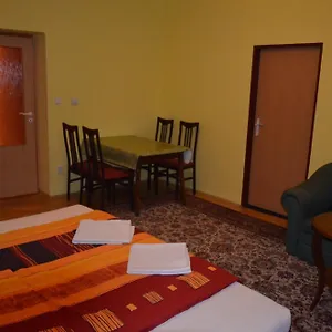 https://ab-apartments.marianskelaznehotels.net