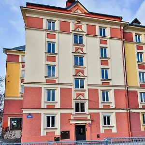 https://vitom-apartments-ostrava.ostravahotels.net