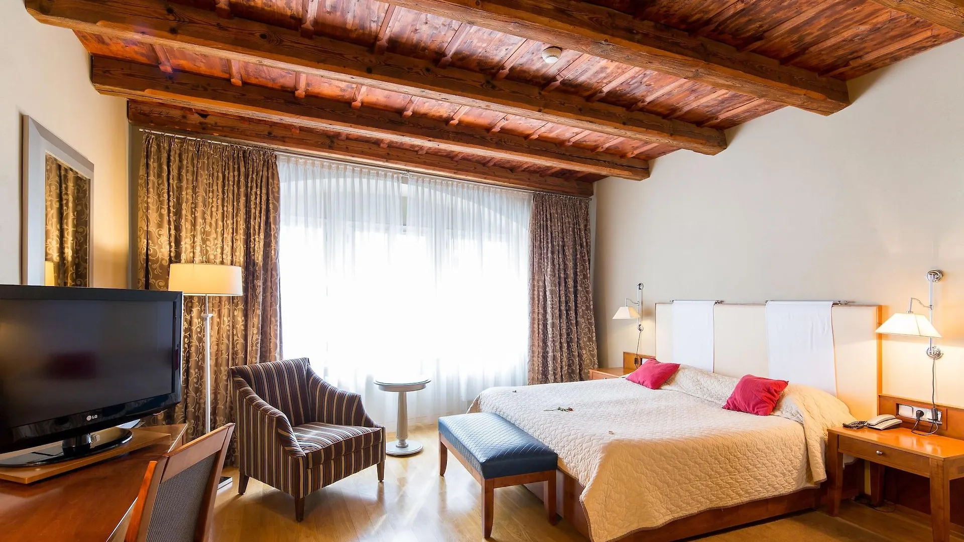 The Golden Wheel Hotel Praga