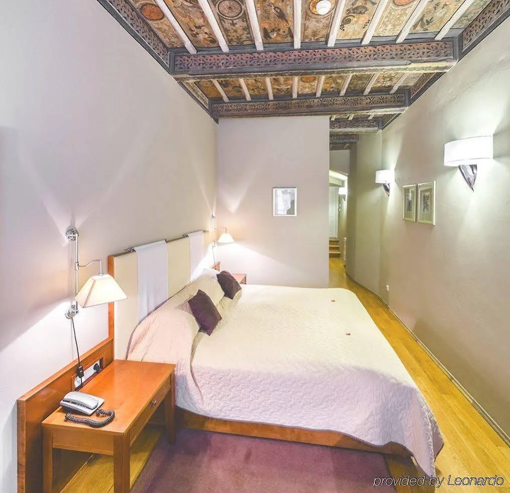 The Golden Wheel Hotel Praga