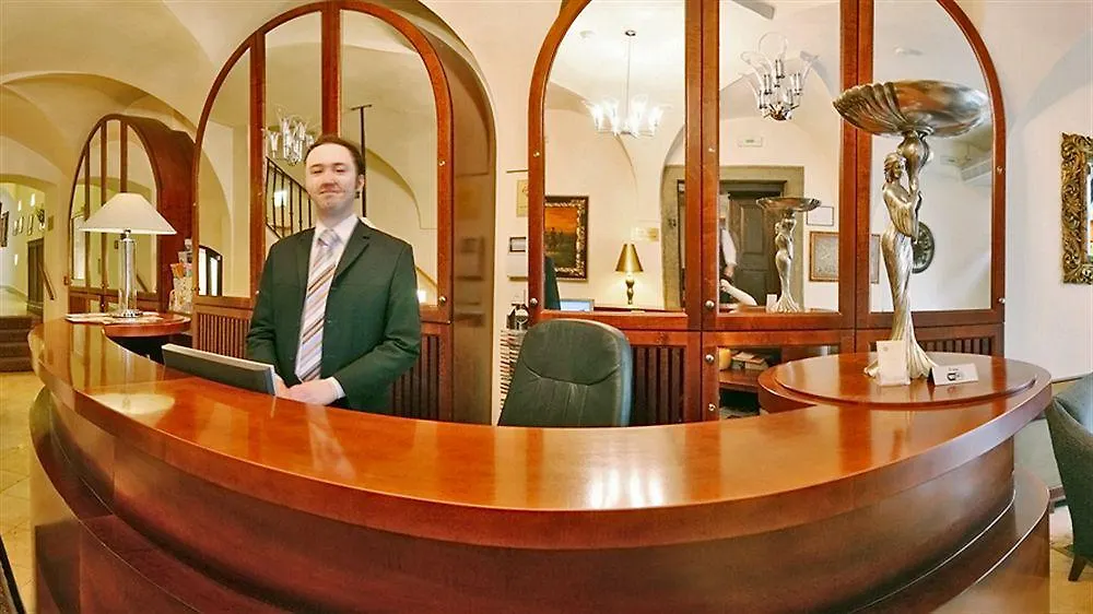 The Golden Wheel Hotel Прага 4*,  Чехия